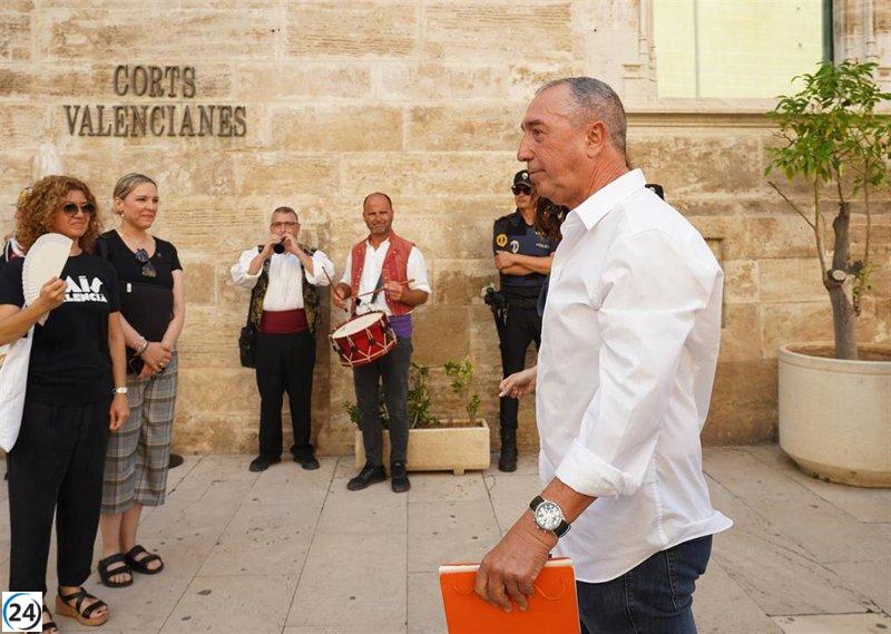 Baldoví acusa al PP de darle la Presidencia de Les Corts a Vox de manera vergonzosa.