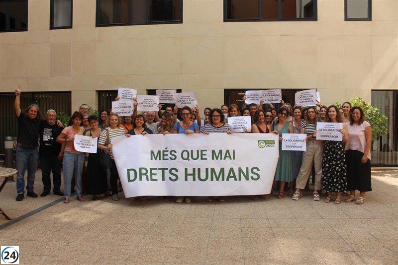 Coordinadora de ONGD insta al Consell y a los ayuntamientos a resistir ante los críticos de los derechos sociales.