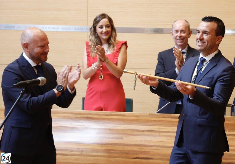 Mompó (PP) elegido presidente de la Diputación tras empate en votación.