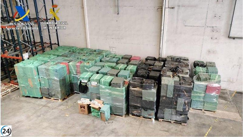 Incautan más de 400.000 cajetillas de tabaco en el Puerto de Valencia