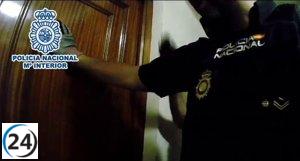 Arrestados cinco delincuentes cometiendo robos en dos casas de Alicante