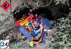 Ciclista gravemente herido tras caer por un barranco en Guardamar del Segura