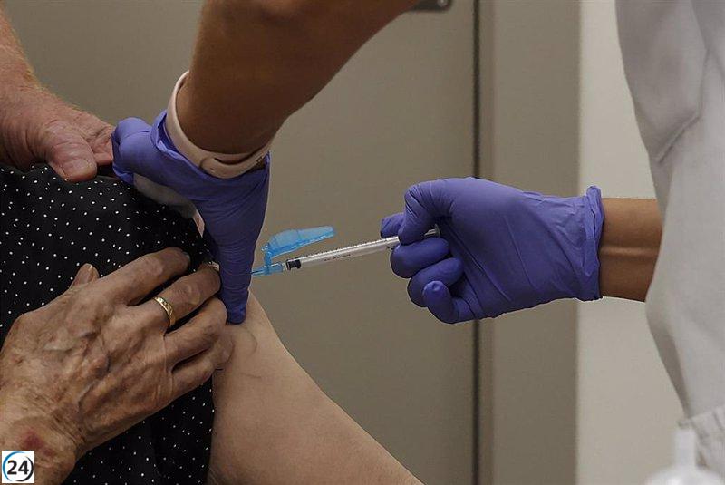 La Comunitat Valenciana comienza la doble vacunación de gripe y Covid, priorizando la inmunización de los grupos más vulnerables.