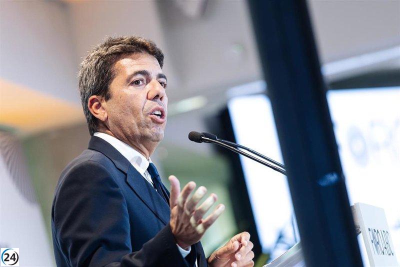 El presidente de la Diputación de Alicante, Carlos Mazón, anticipa unos presupuestos difíciles y atribuye la actual situación económica al Botànic.