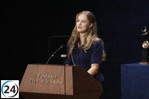 València honra la Constitución con pantalla e iluminación en honor a la princesa Leonor