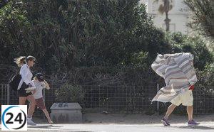 Fuertes rachas de viento amenazan el interior de la Comunitat Valenciana, según Aemet.