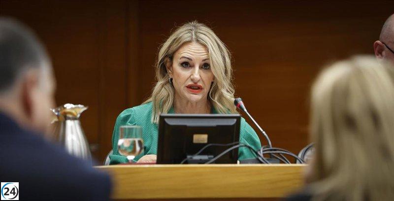 Montes aspira a desestacionalizar el turismo y situar a la Comunitat como segunda región exportadora.