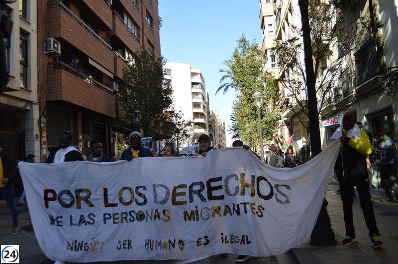 Protesta exige políticas migratorias más humanas y el fin de los centros de internamiento: 