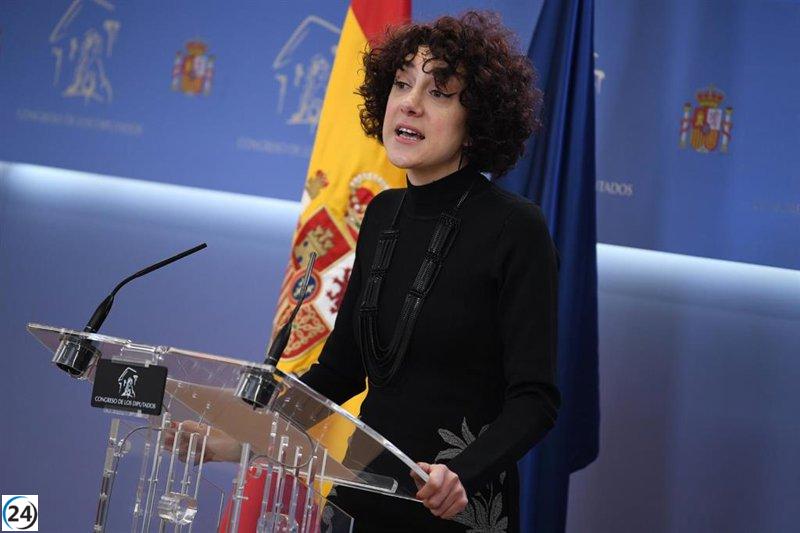 Sumar se alinea con manifestantes ante la expansión del Puerto de Valencia, impotente desde el poder gubernamental