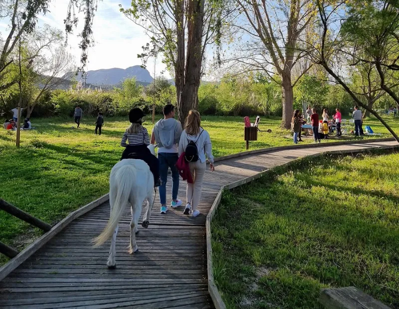 Un día muy especial para los niños: Dia de la Creu en Valencia