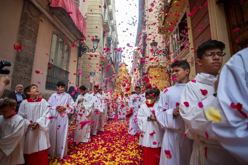 Celebrando la tradición valenciana en la fiesta del Corpus Christi