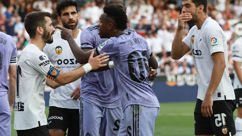 El Valencia pierde de nuevo ante el Real Madrid